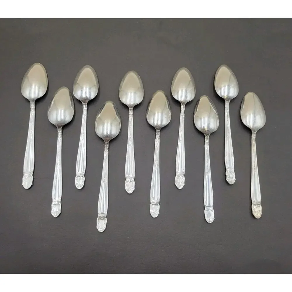 Service for 6 DANISH PRINCESS Silverplate Holmes & Edwards Flatware Set in Case